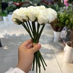 دسته رز کاملیا کوچک 12 شاخه - تصویر 2